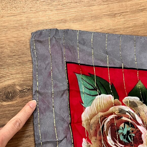 Oscar De La Renta Red Floral Silk Scarf Metallic Threading - Picture 11 of 11